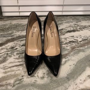 Neiman Marcus Black Pump
